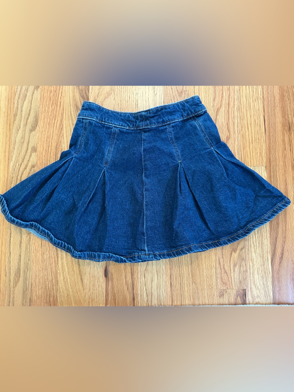 GAP kids Dark Blue Denim Skirt. Size Medium, 8-9
